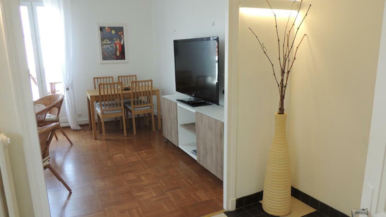 Appartement avec vue panoramique Vichy Extérieur photo